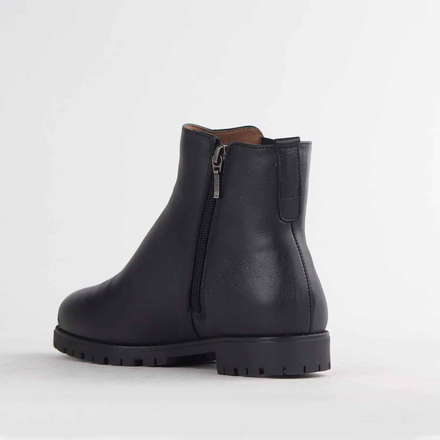 Chelsea Ankle Boot in Black - 12435