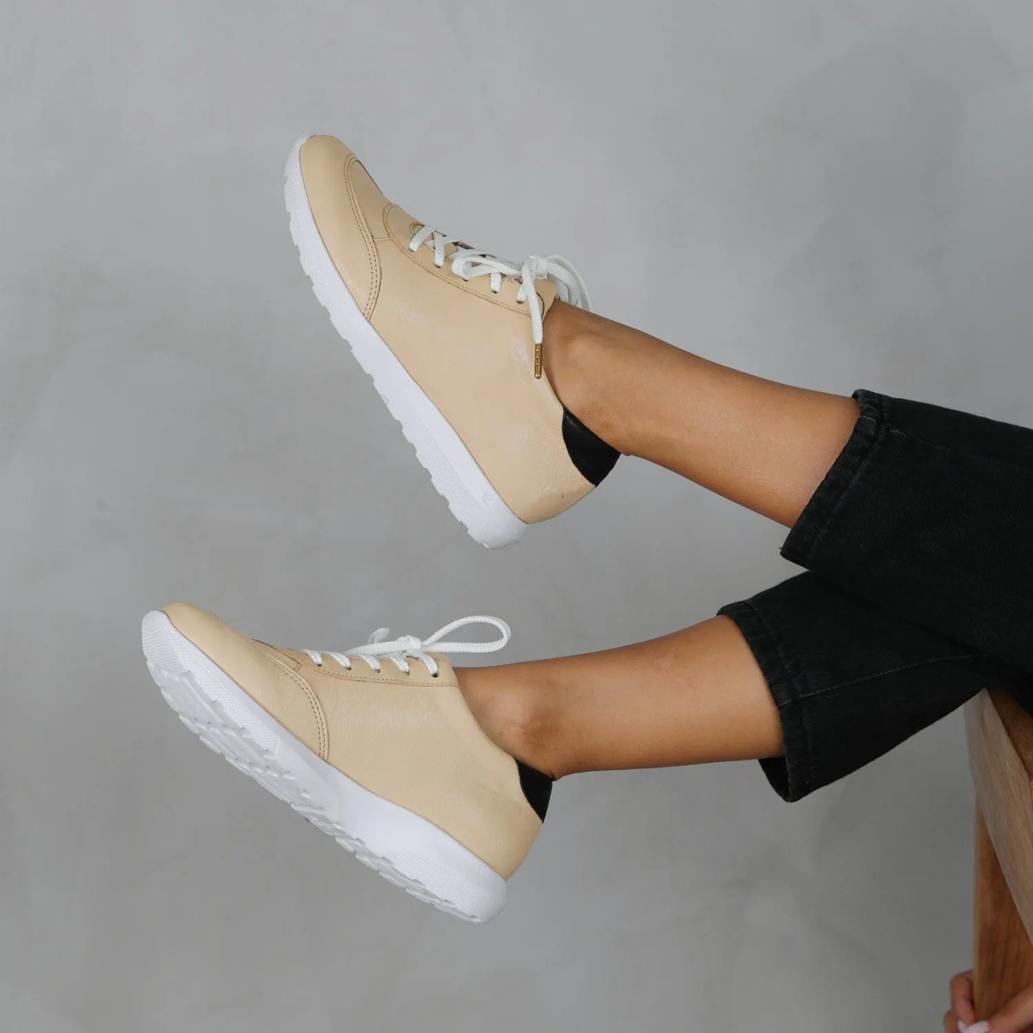 Lace-up Sneaker in Cream Multi - 12594